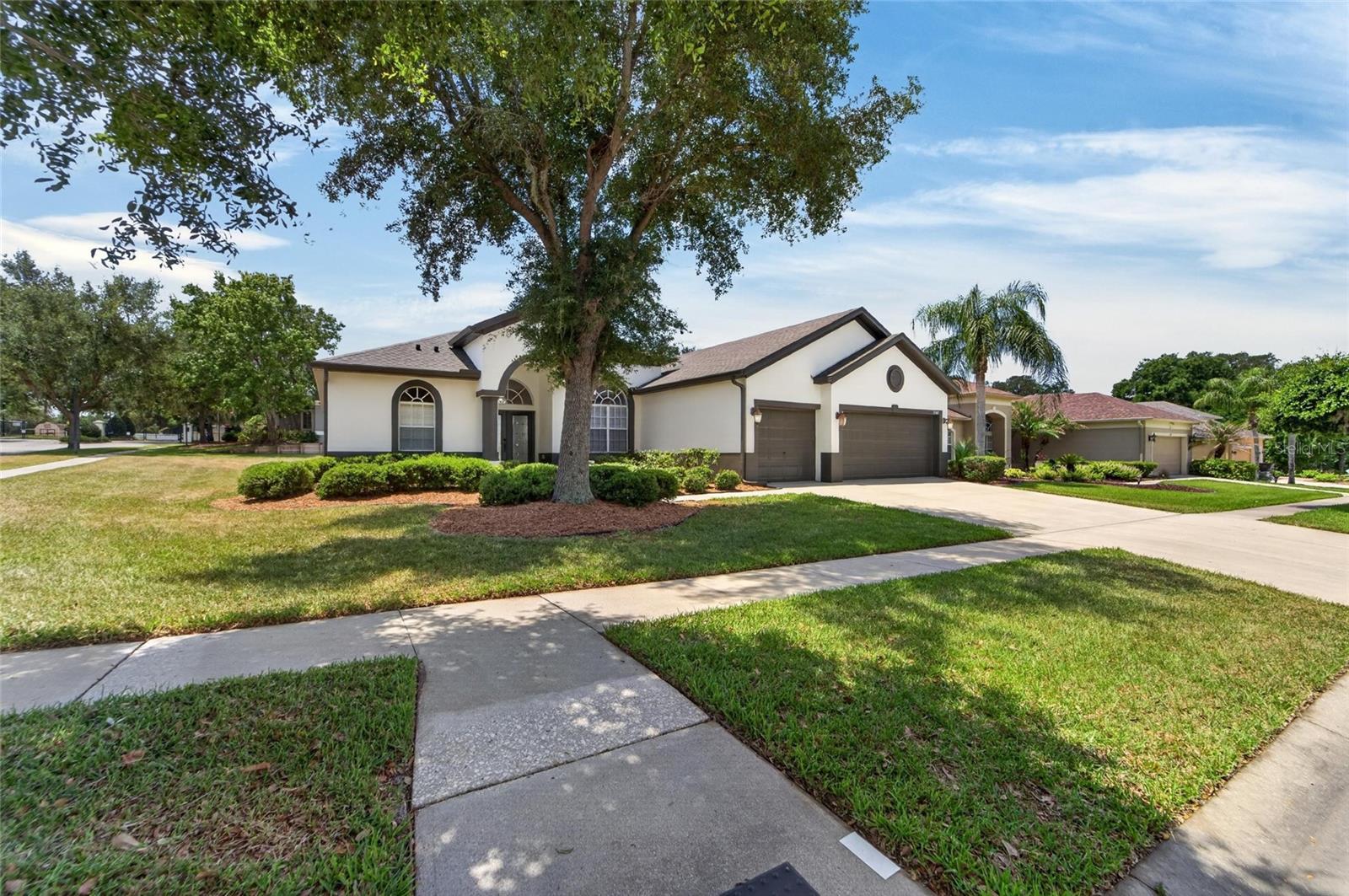 2309 SILVER TRUMPET CT, VALRICO, FL, 33594