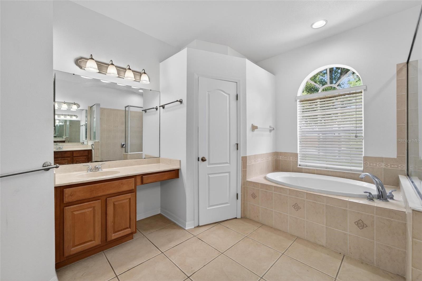 2309 SILVER TRUMPET CT, VALRICO, FL, 33594