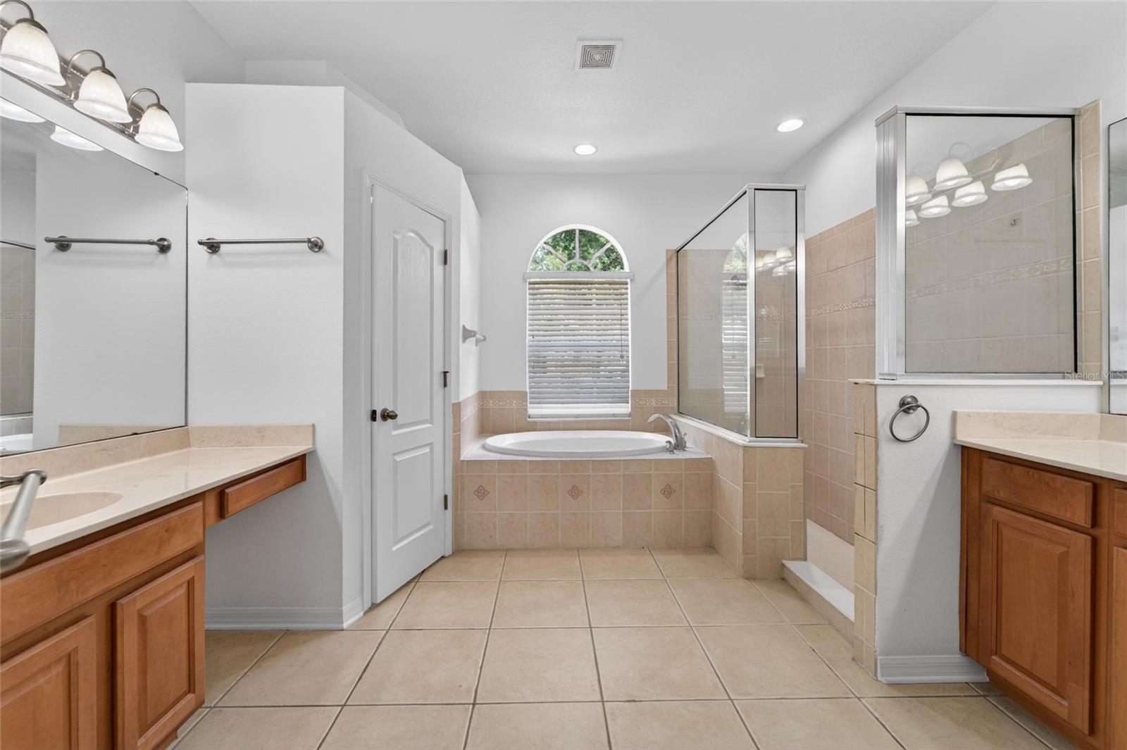 2309 SILVER TRUMPET CT, VALRICO, FL, 33594