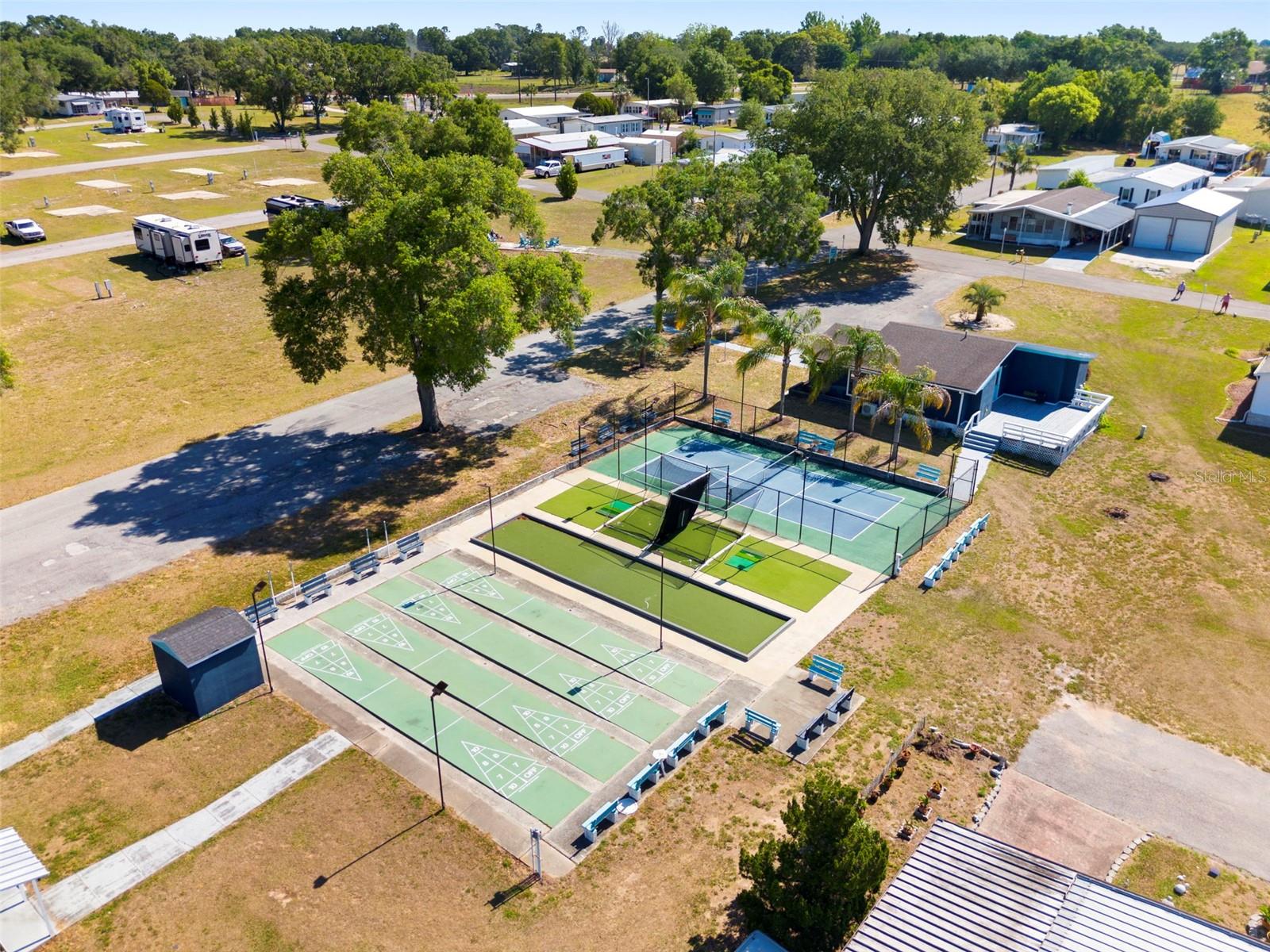 10220 WELLINGTON AVE, DADE CITY, FL, 33525