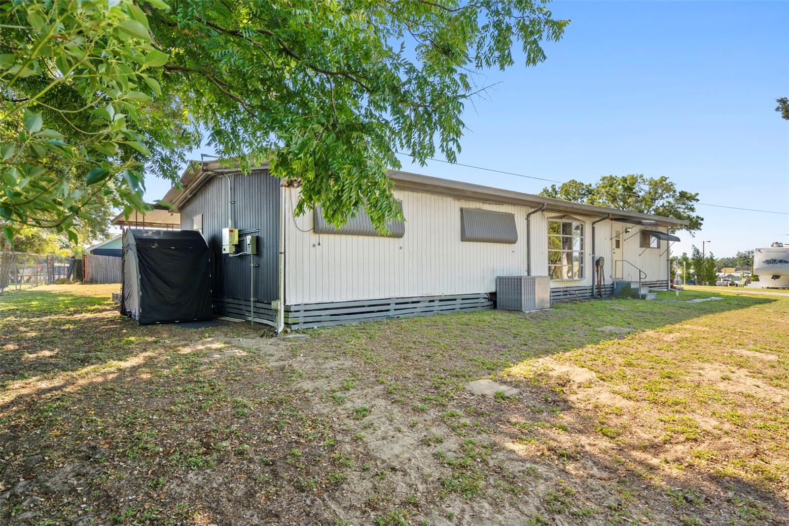 10220 WELLINGTON AVE, DADE CITY, FL, 33525