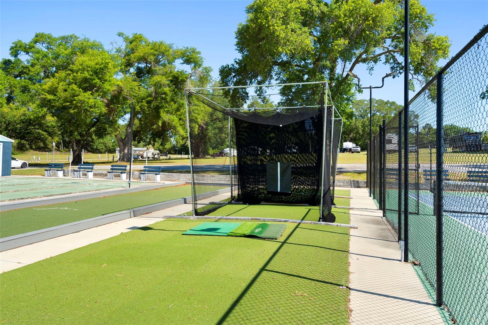 10220 WELLINGTON AVE, DADE CITY, FL, 33525