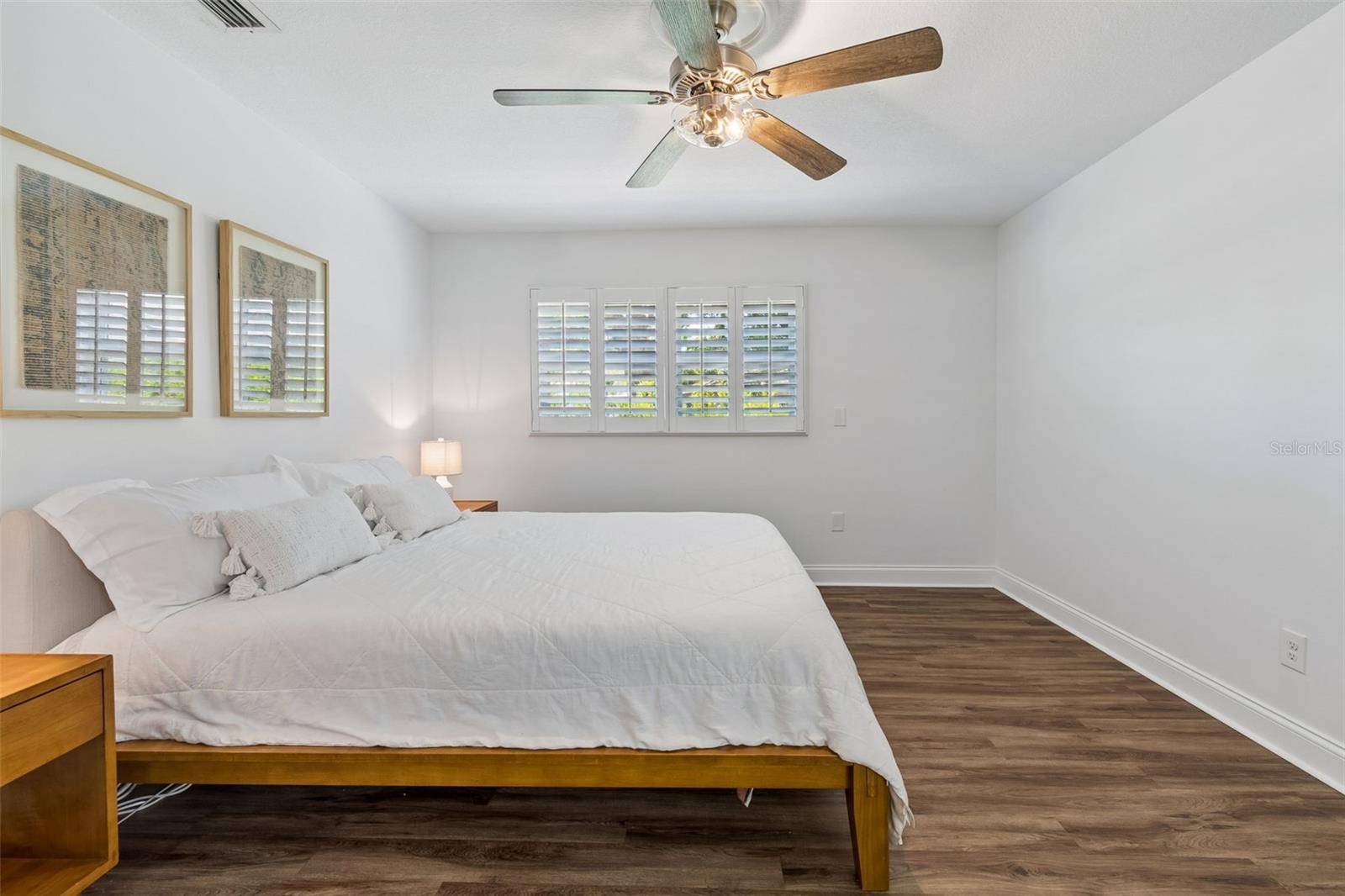 2540 LAKE ELLEN CIR, TAMPA, FL, 33618