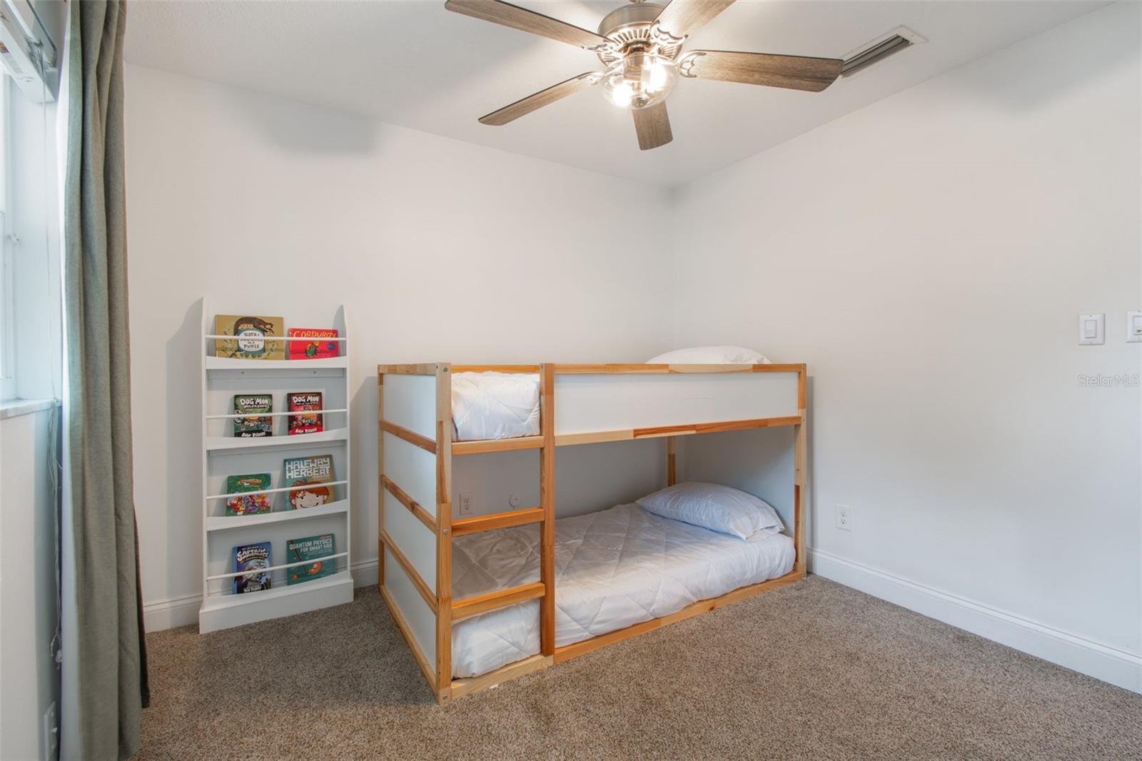 2540 LAKE ELLEN CIR, TAMPA, FL, 33618