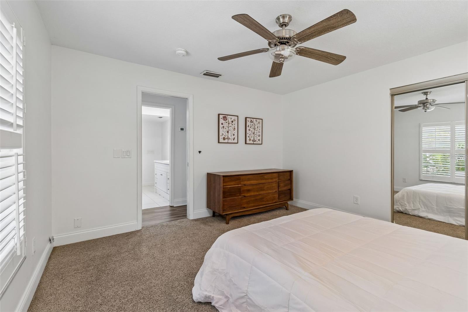 2540 LAKE ELLEN CIR, TAMPA, FL, 33618