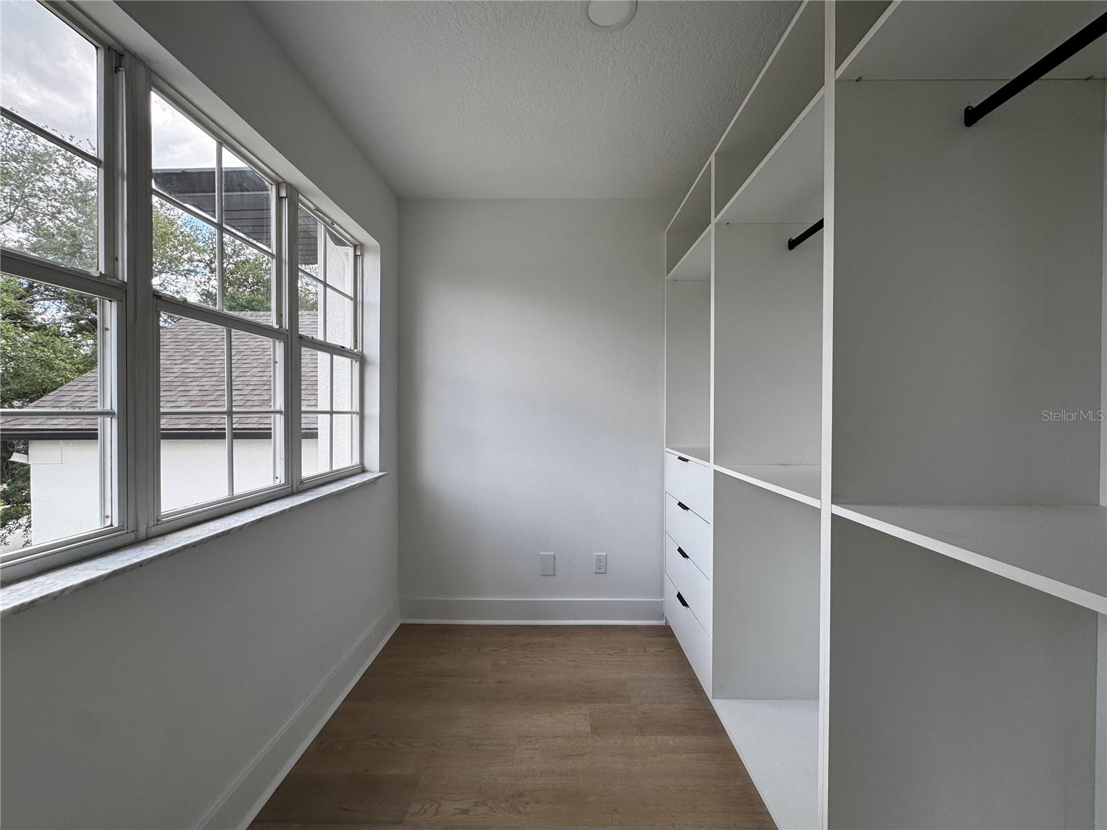 219 LARGOVISTA DR, OAKLAND, FL, 34787