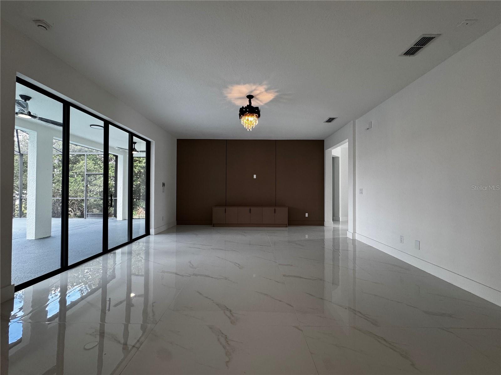 219 LARGOVISTA DR, OAKLAND, FL, 34787