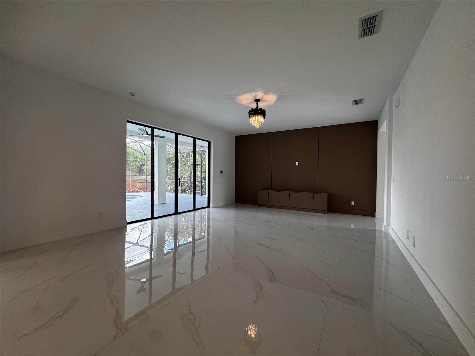 219 LARGOVISTA DR, OAKLAND, FL, 34787