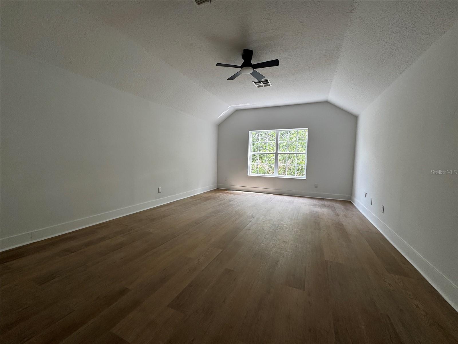 219 LARGOVISTA DR, OAKLAND, FL, 34787