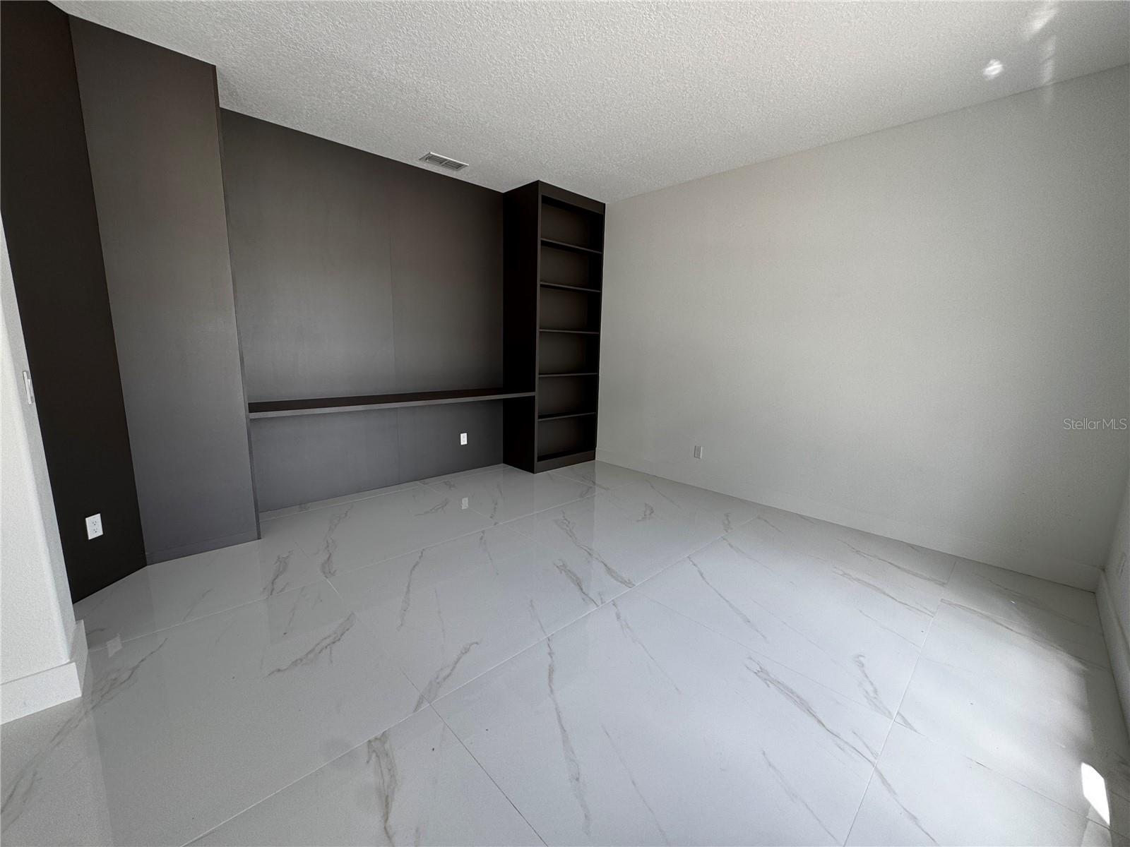 219 LARGOVISTA DR, OAKLAND, FL, 34787