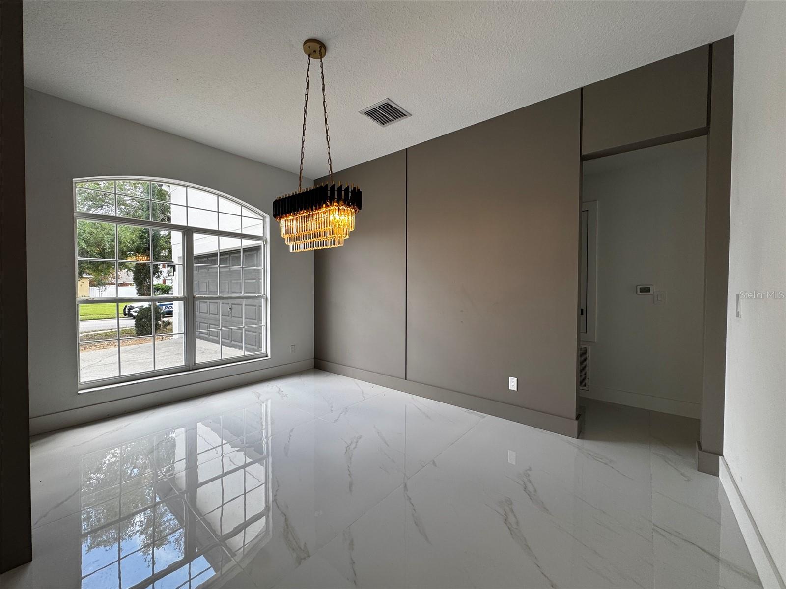 219 LARGOVISTA DR, OAKLAND, FL, 34787