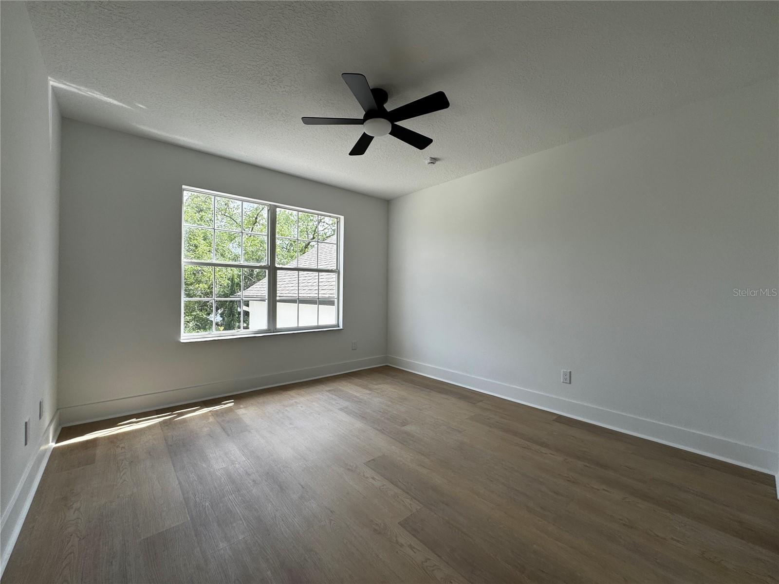 219 LARGOVISTA DR, OAKLAND, FL, 34787