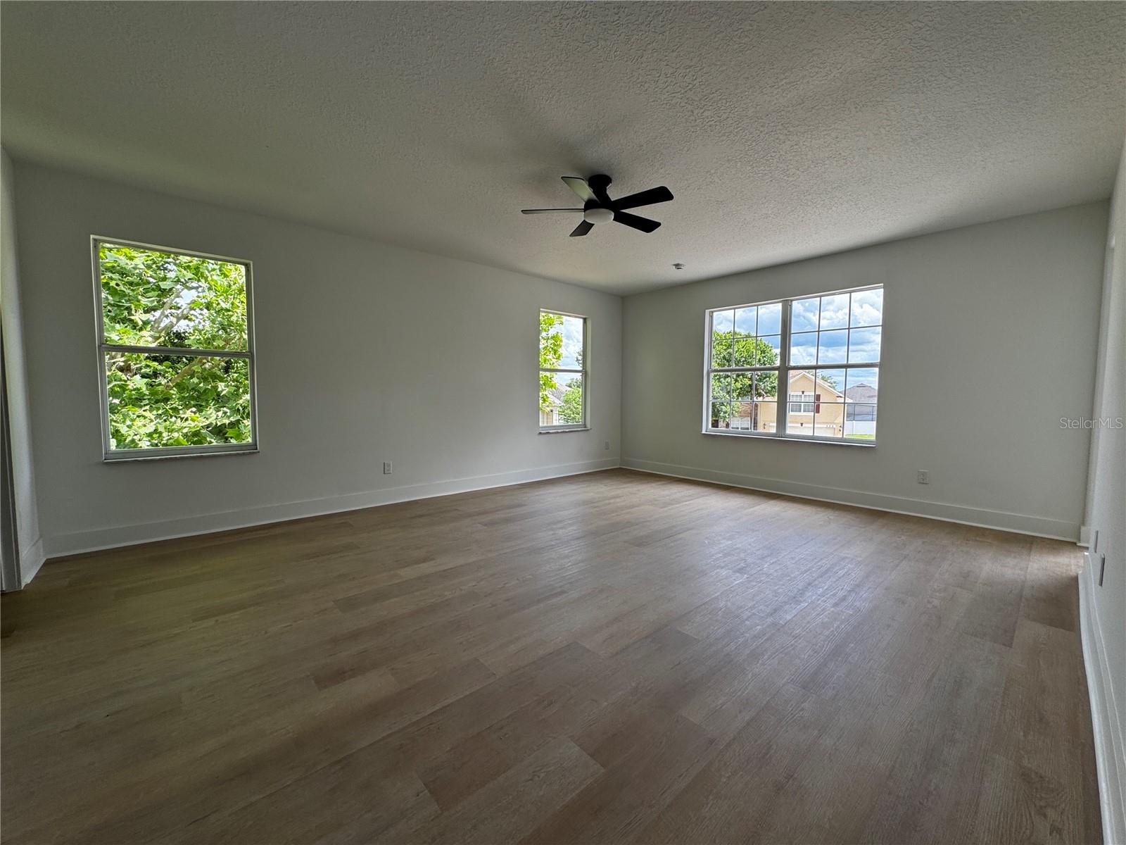 219 LARGOVISTA DR, OAKLAND, FL, 34787