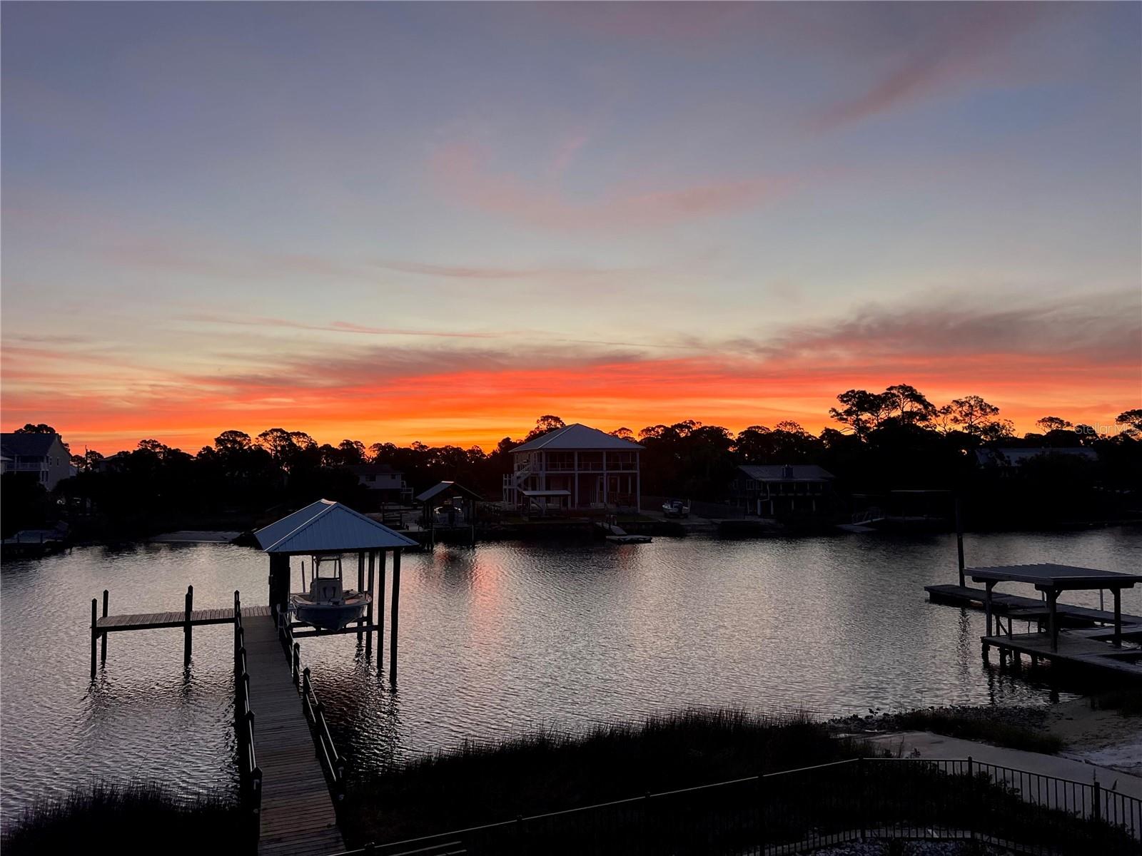 331 LAND ST, EASTPOINT, FL, 32328