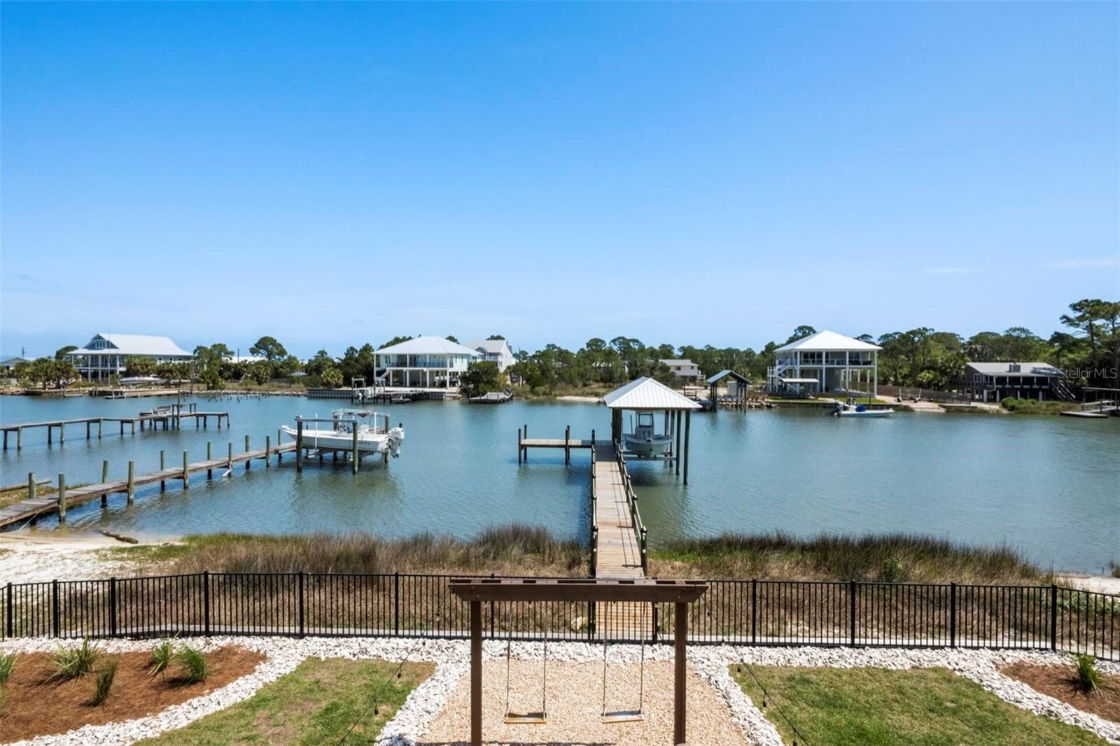 331 LAND ST, EASTPOINT, FL, 32328