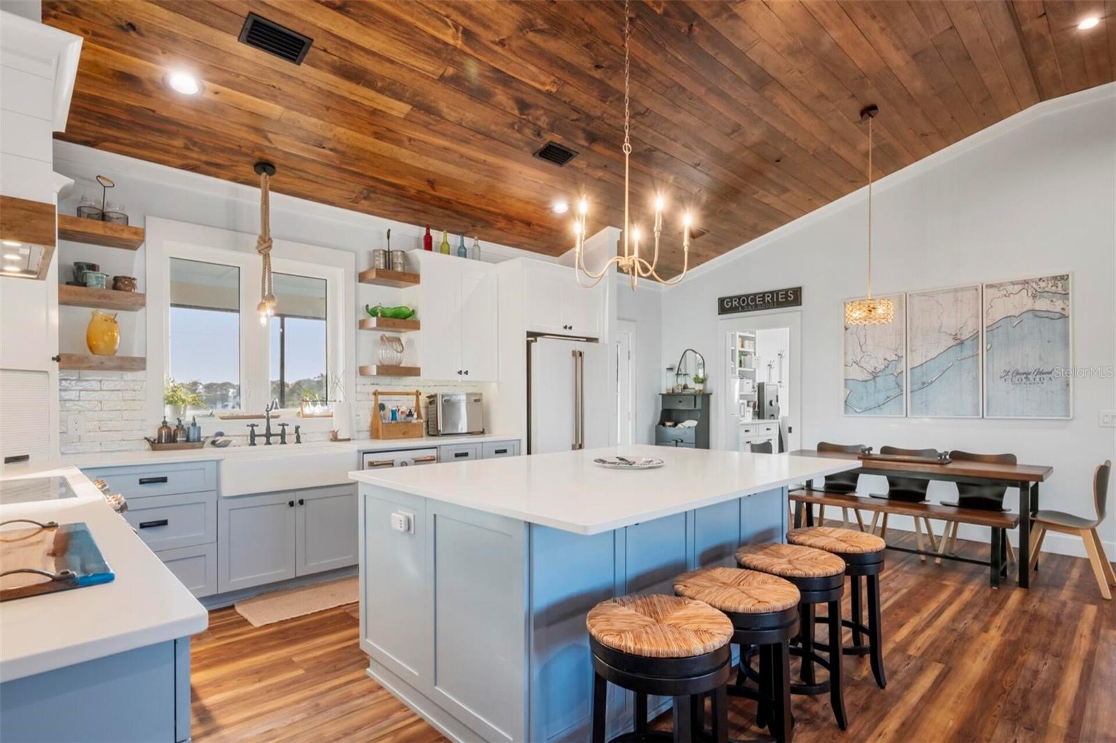 331 LAND ST, EASTPOINT, FL, 32328