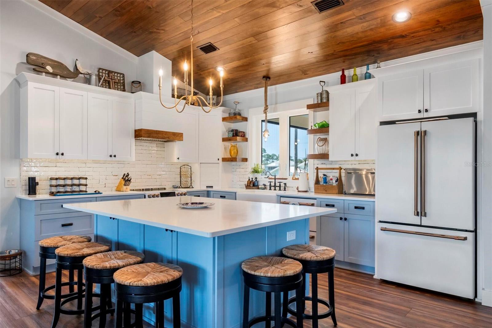 331 LAND ST, EASTPOINT, FL, 32328