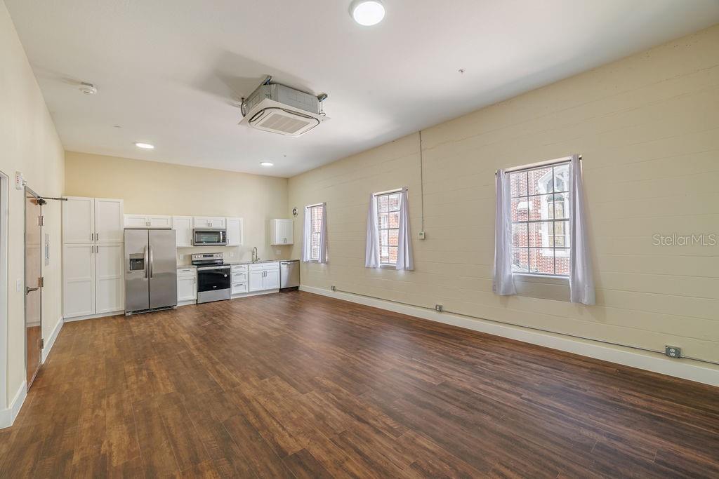 306 W WISCONSIN AVE #212, DELAND, FL, 32720