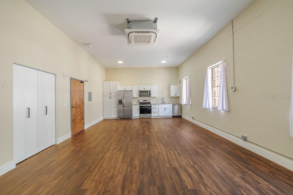 306 W WISCONSIN AVE #212, DELAND, FL, 32720