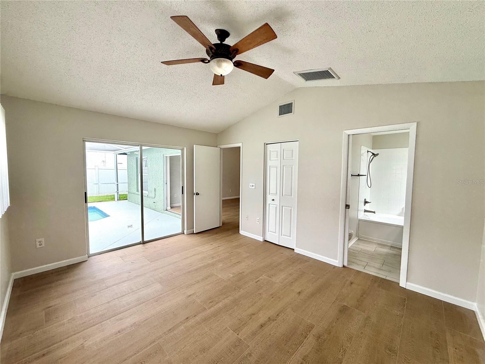 11222 CLAYRIDGE DR, TAMPA, FL, 33635