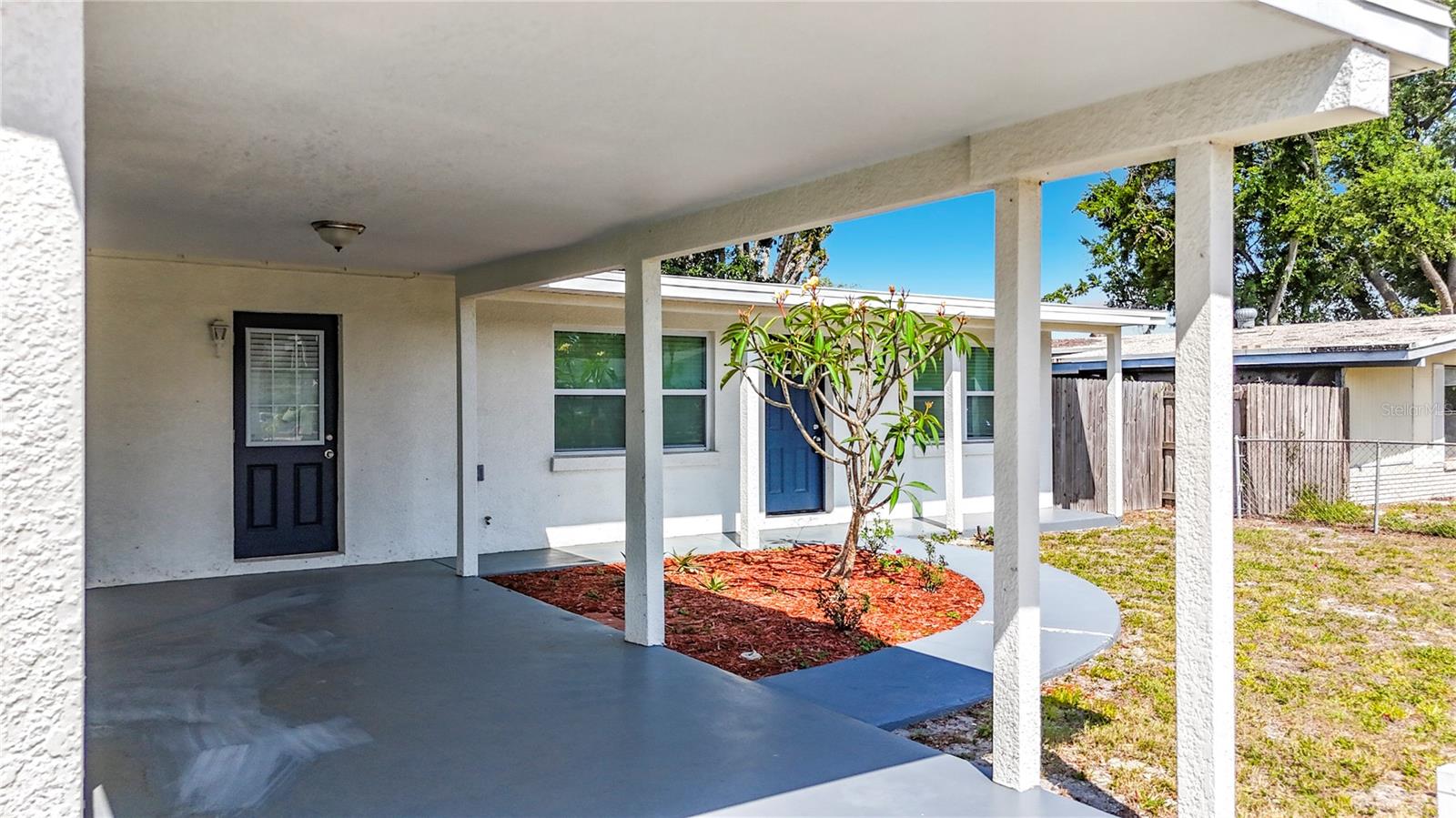 4305 WALLACE CIR, TAMPA, FL, 33611