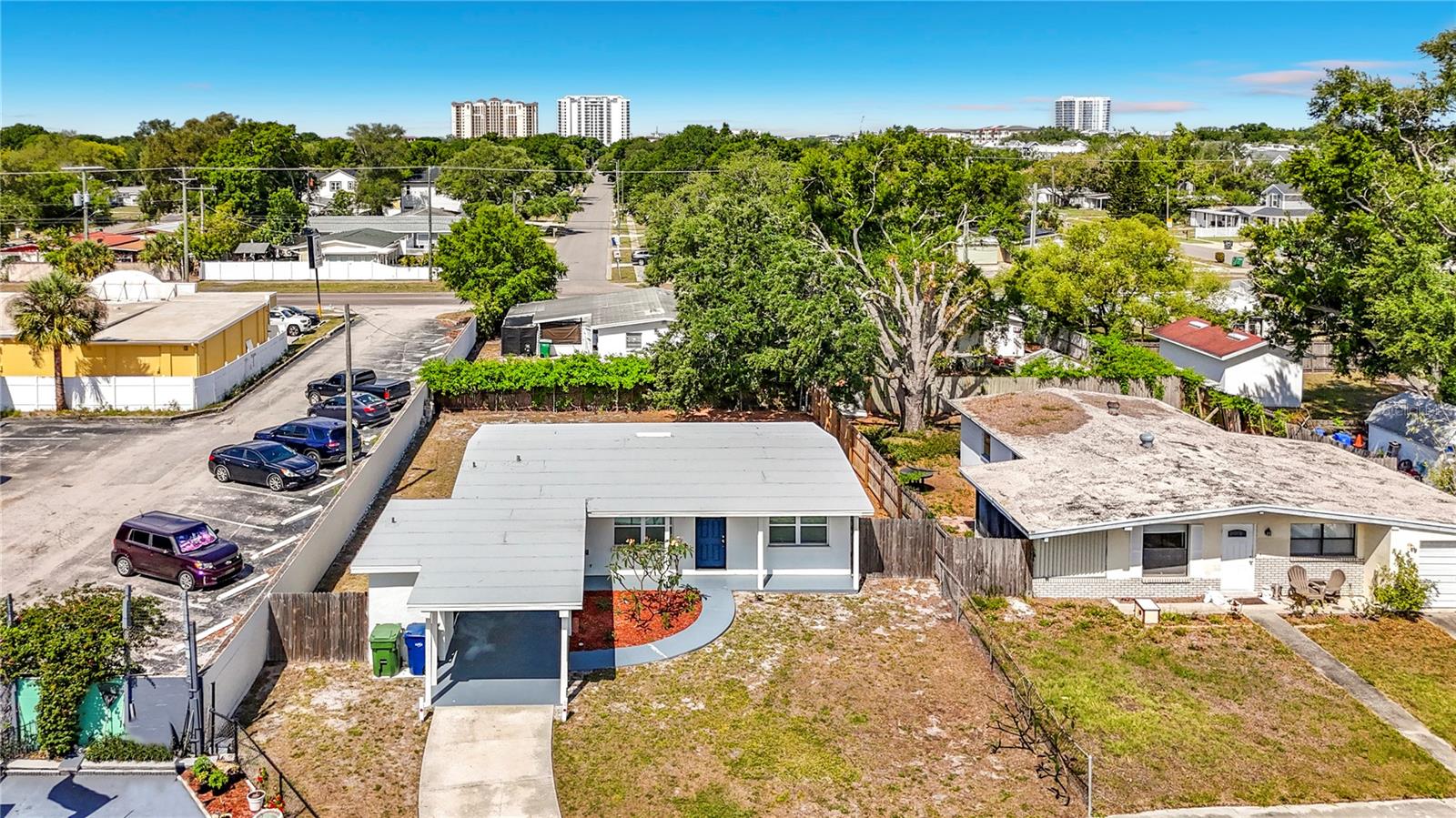 4305 WALLACE CIR, TAMPA, FL, 33611