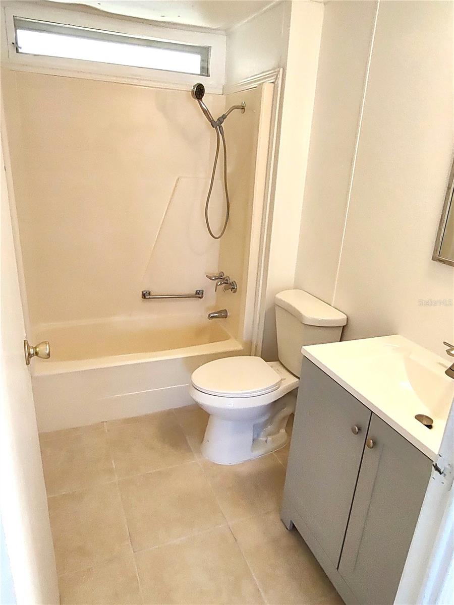 900 9th Ave E E 900 9TH AVE E #180, PALMETTO, FL, 34221