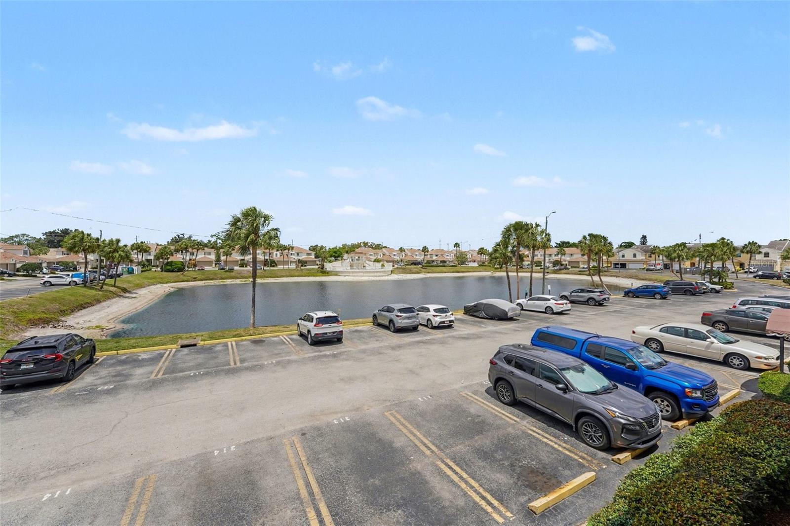 6400 46TH AVE N #214, KENNETH CITY, FL, 33709