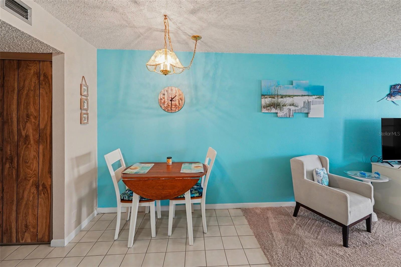 6400 46TH AVE N #214, KENNETH CITY, FL, 33709