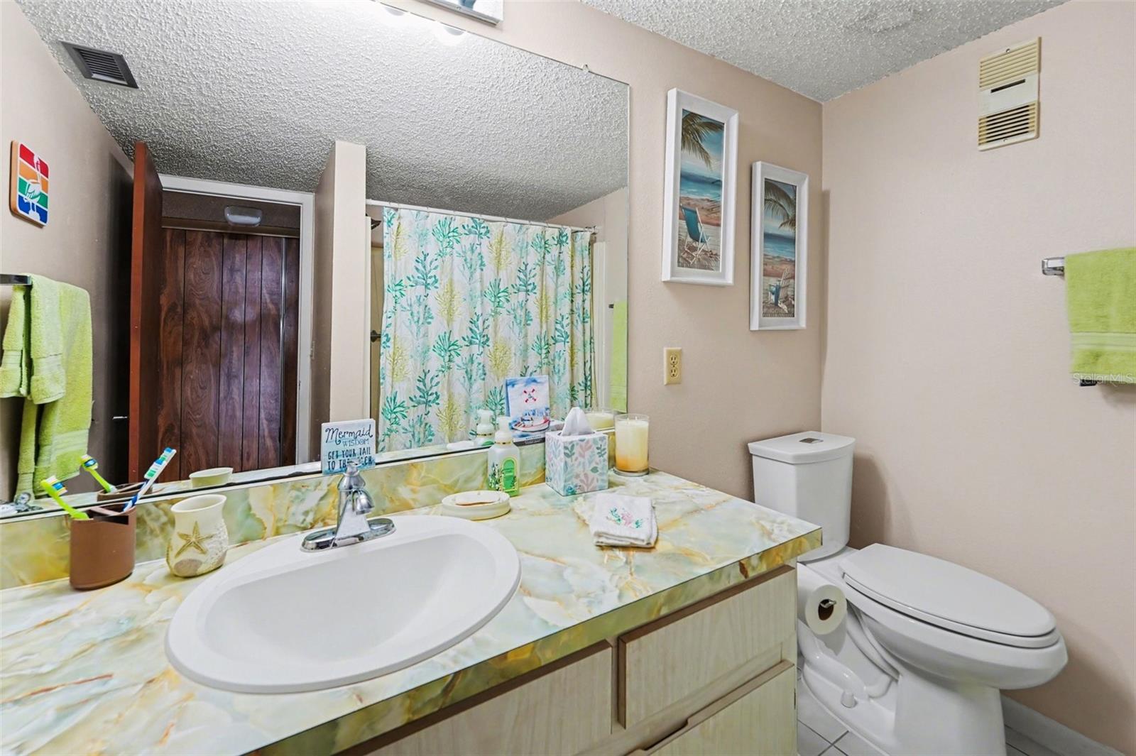 6400 46TH AVE N #214, KENNETH CITY, FL, 33709