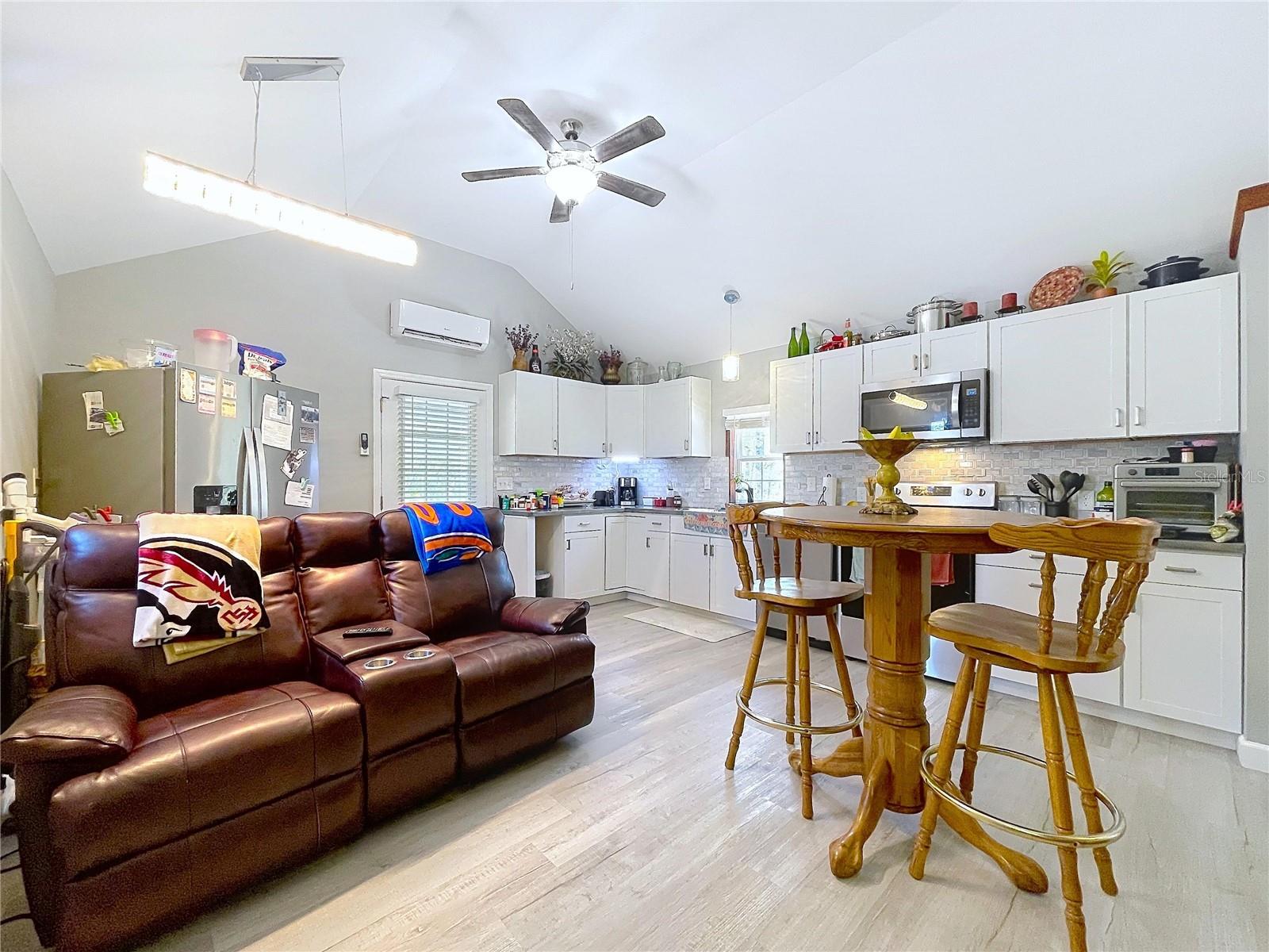 10388 S SUNCOAST BLVD, HOMOSASSA, FL, 34446