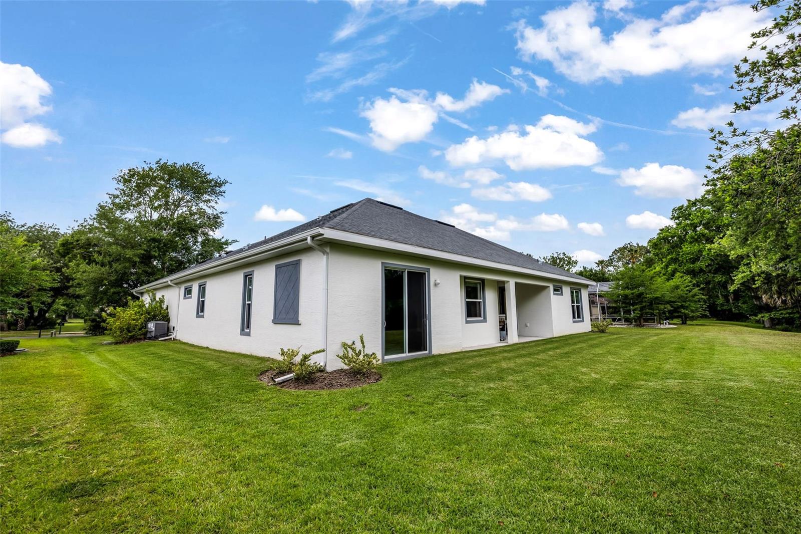 5 LAKESIDE PL E, PALM COAST, FL, 32137