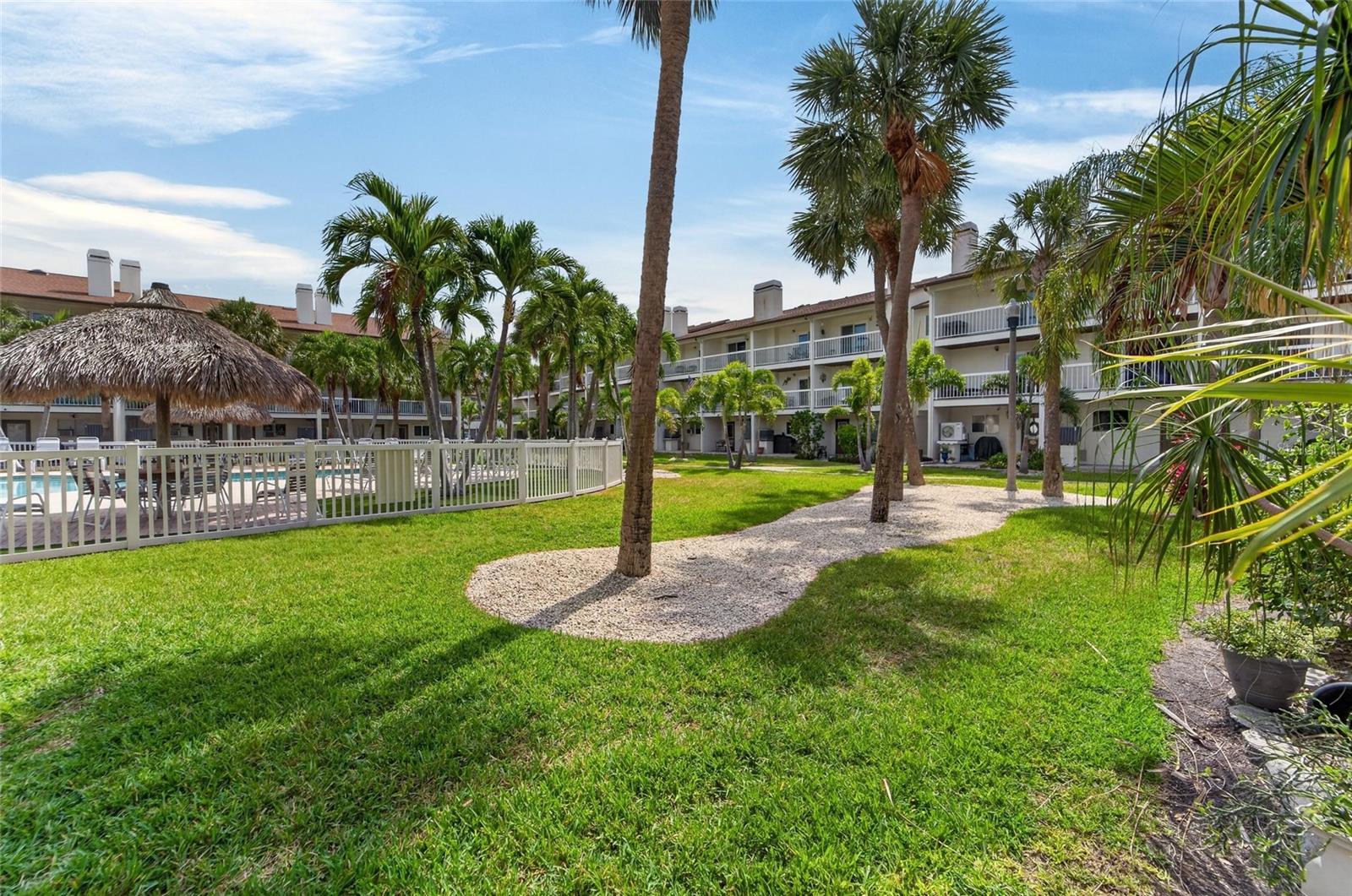 394 MADEIRA CIR, ST PETERSBURG, FL, 33715
