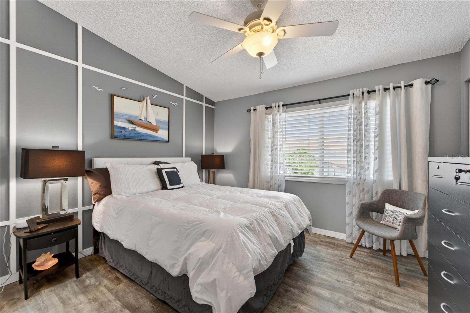 394 MADEIRA CIR, ST PETERSBURG, FL, 33715