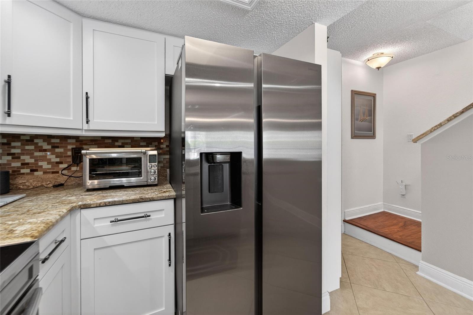 394 MADEIRA CIR, ST PETERSBURG, FL, 33715
