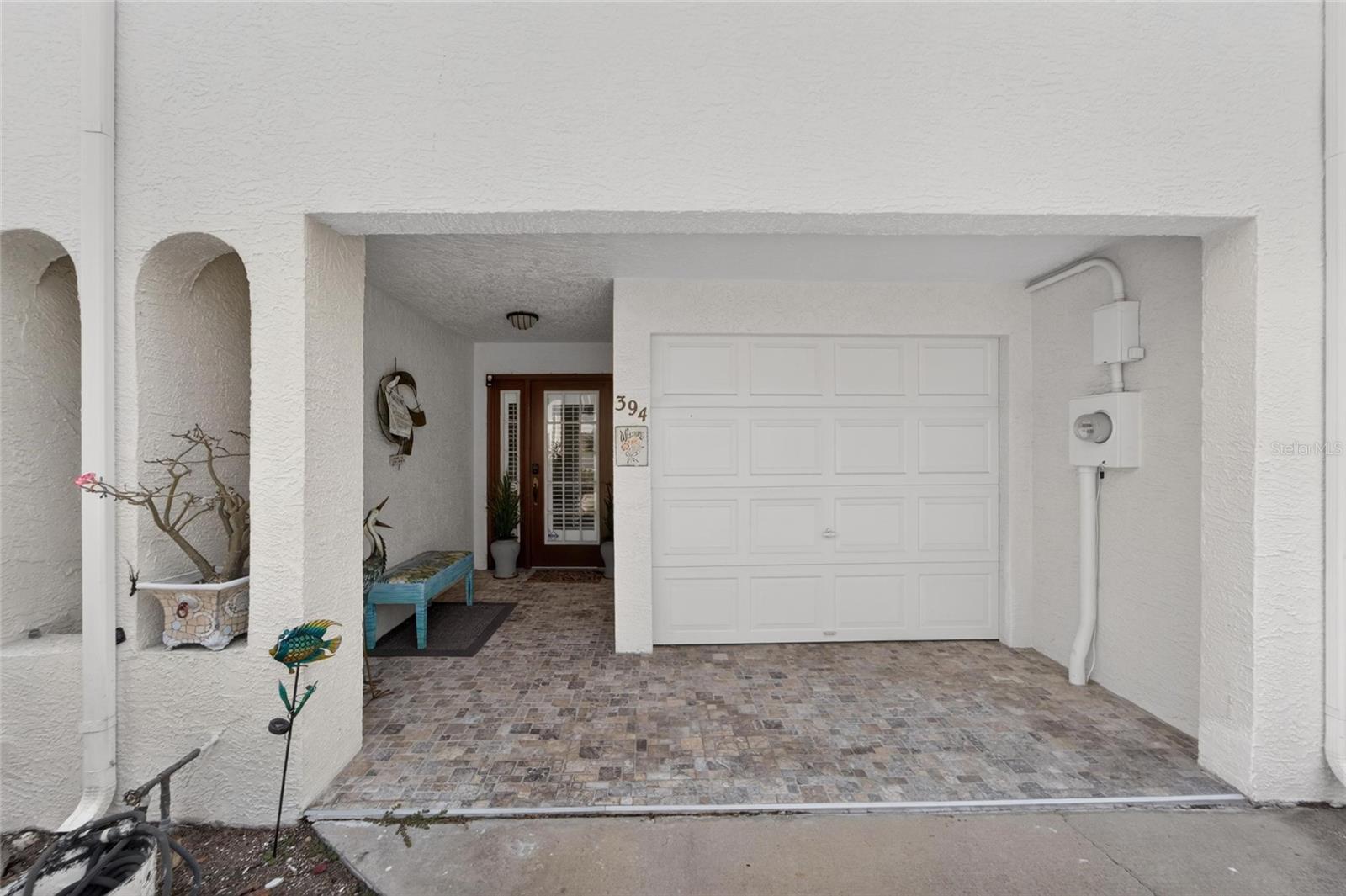 394 MADEIRA CIR, ST PETERSBURG, FL, 33715