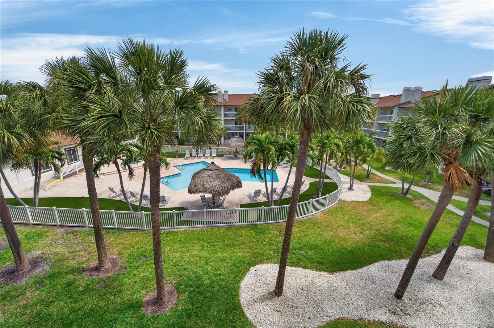394 MADEIRA CIR, ST PETERSBURG, FL, 33715