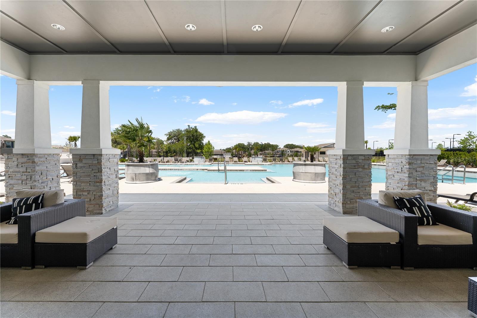 36548 GARDEN WALL WAY, ZEPHYRHILLS, FL, 33541