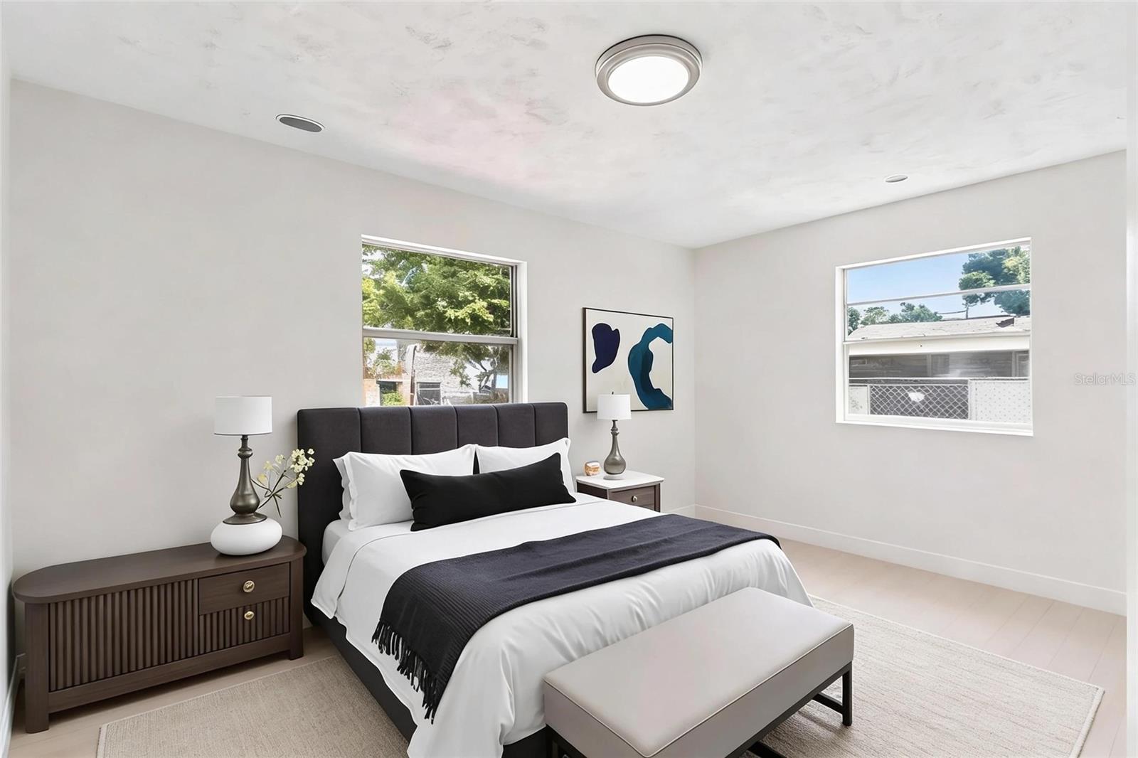 8 W ELLA J GILMORE ST, APOPKA, FL, 32703