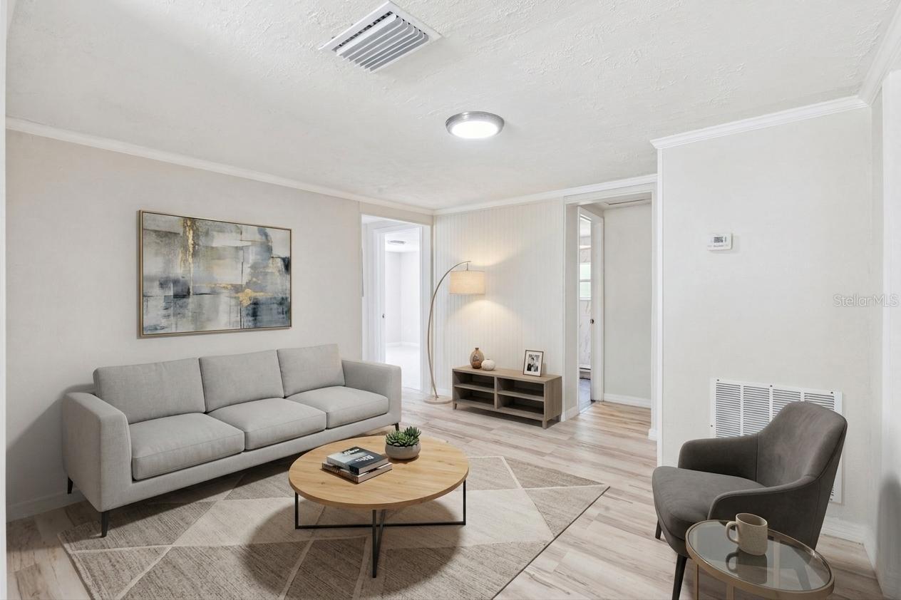 8 W ELLA J GILMORE ST, APOPKA, FL, 32703