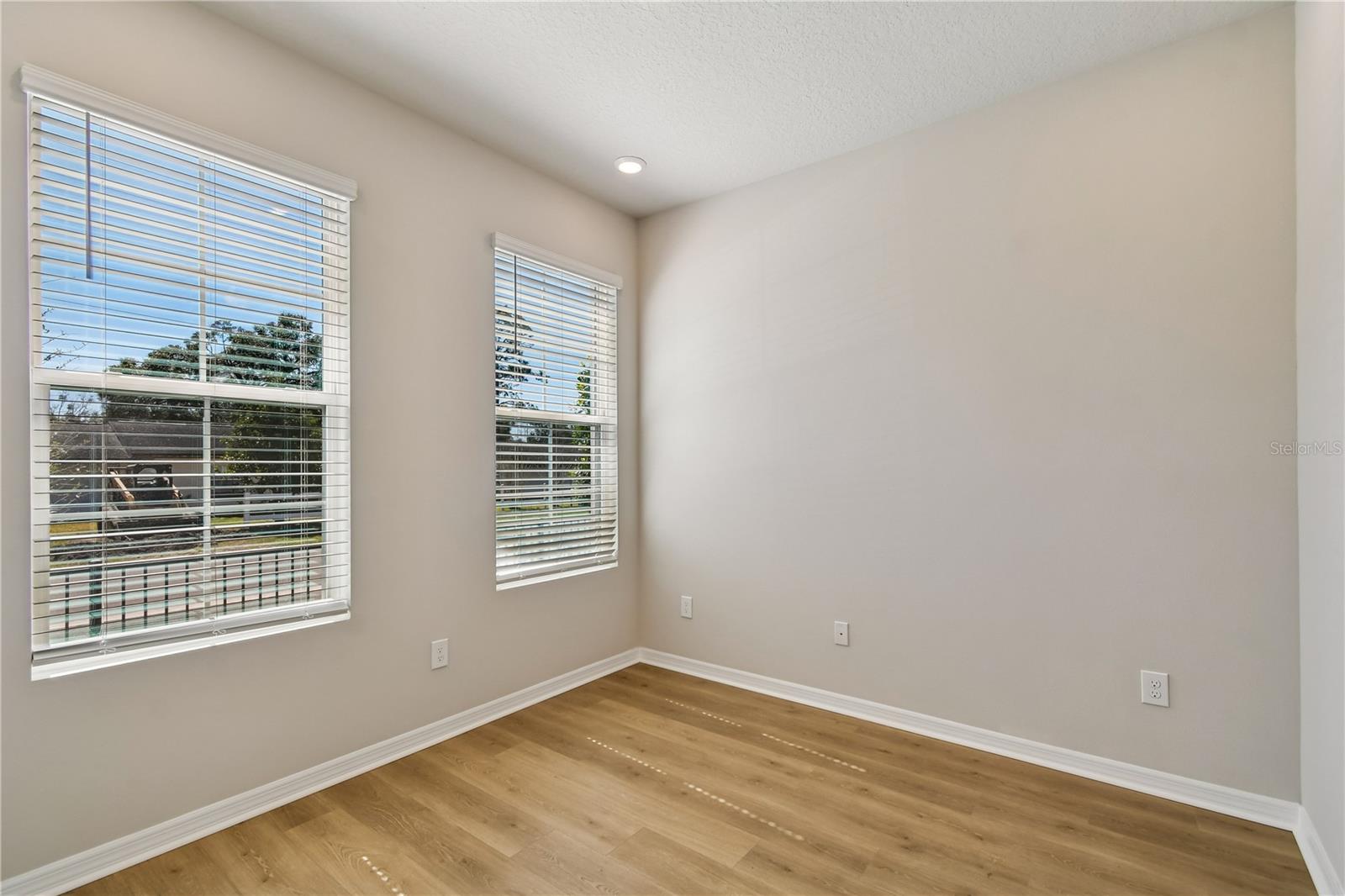 4337 ROUSH AVE, ORLANDO, FL, 32803