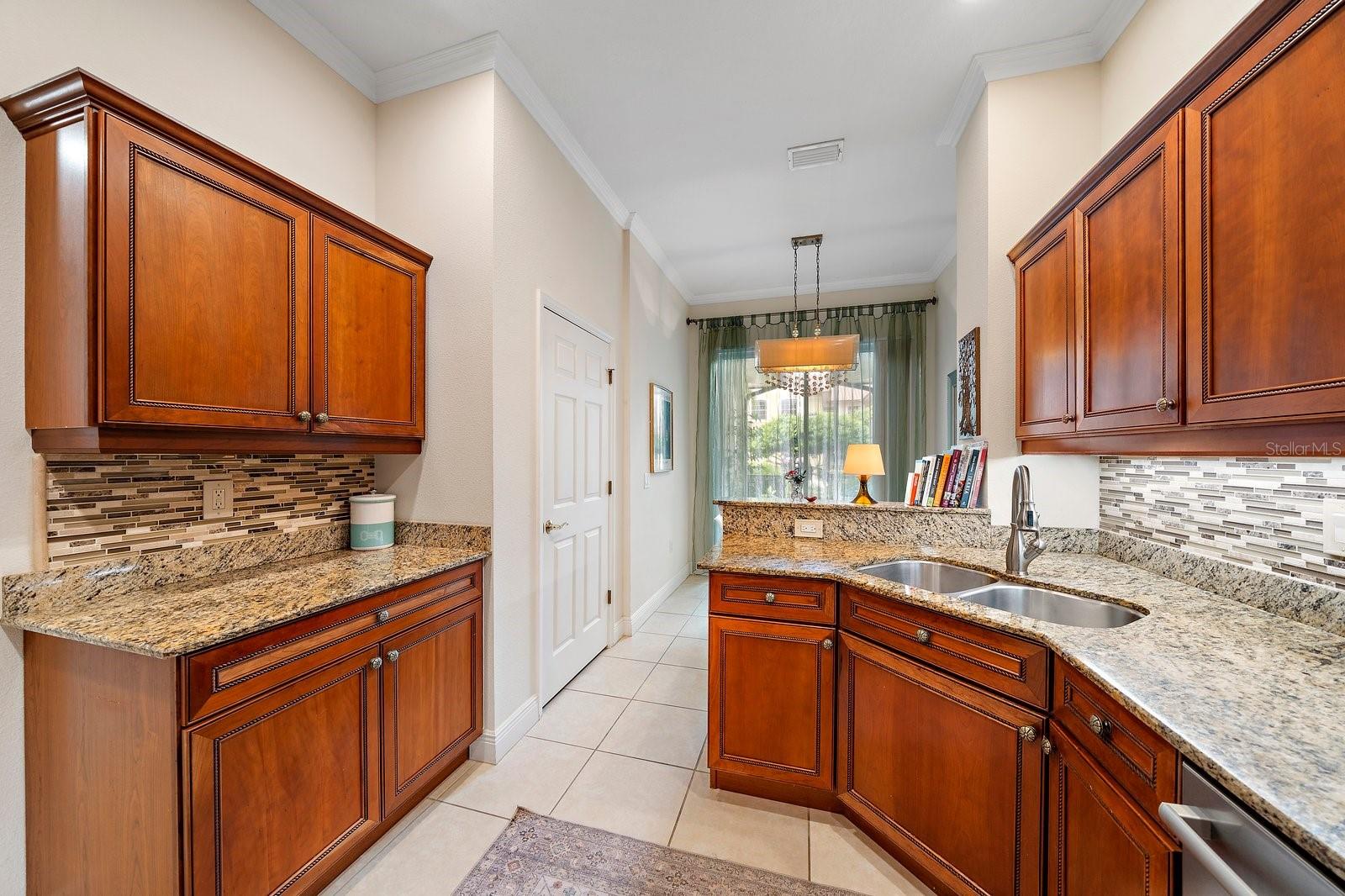 8406 MIRAMAR WAY #8406, LAKEWOOD RANCH, FL, 34202
