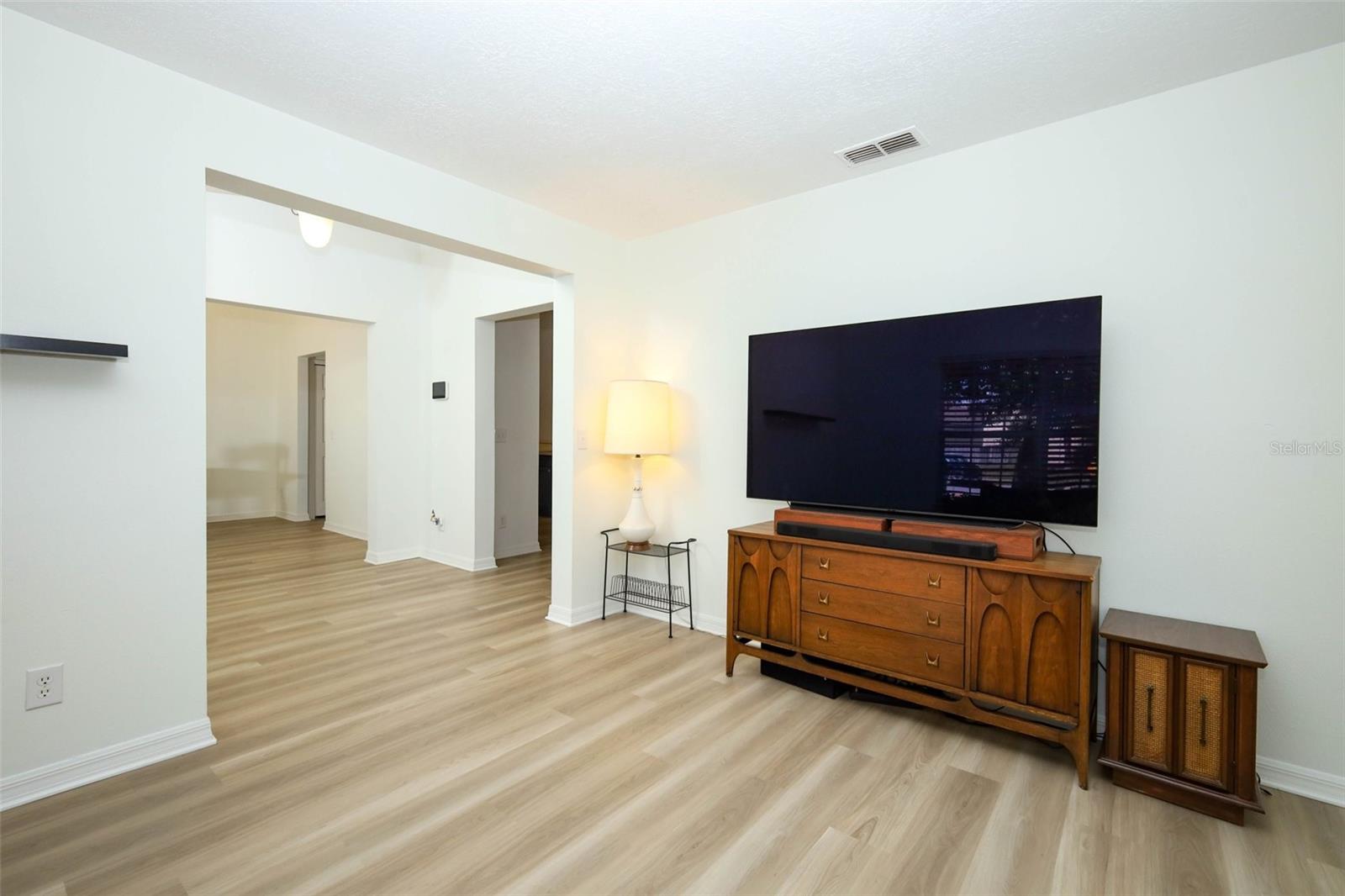 1032 BURLAND CIR, WINTER GARDEN, FL, 34787