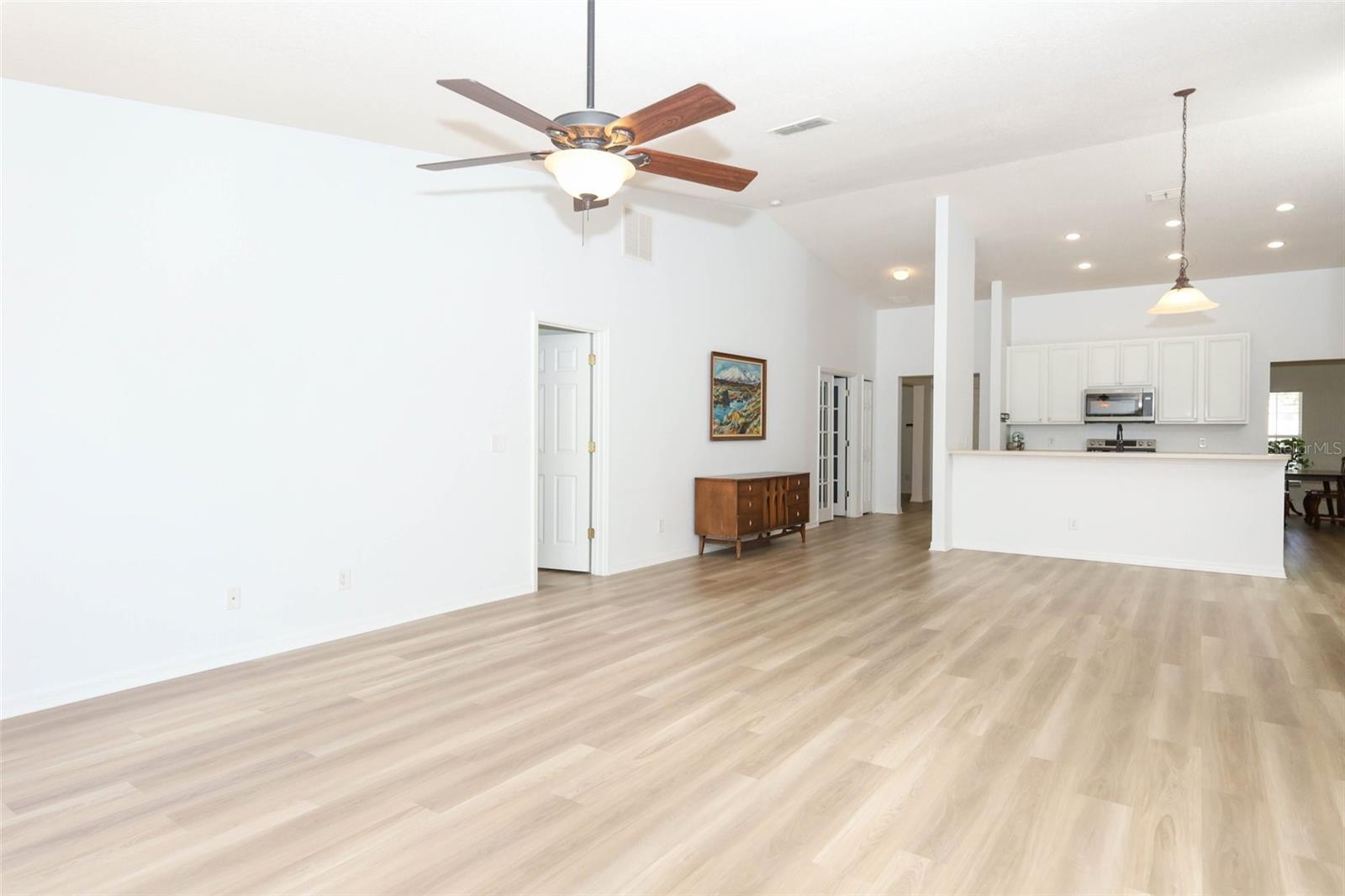 1032 BURLAND CIR, WINTER GARDEN, FL, 34787