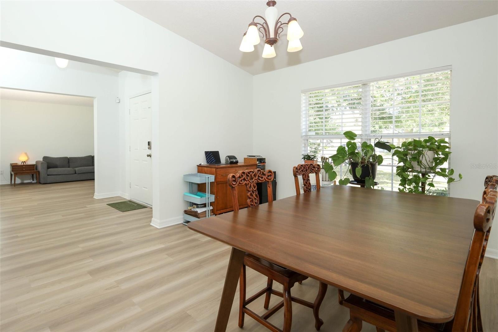 1032 BURLAND CIR, WINTER GARDEN, FL, 34787