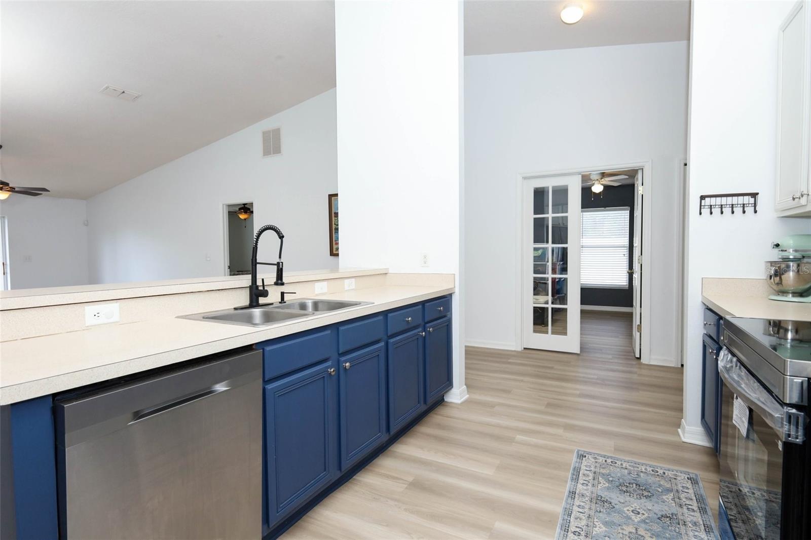 1032 BURLAND CIR, WINTER GARDEN, FL, 34787