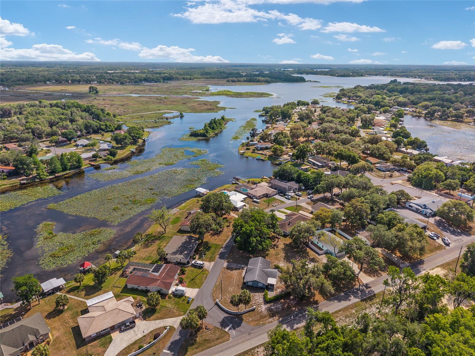 9317 E CRESCENT DR, INVERNESS, FL, 34450