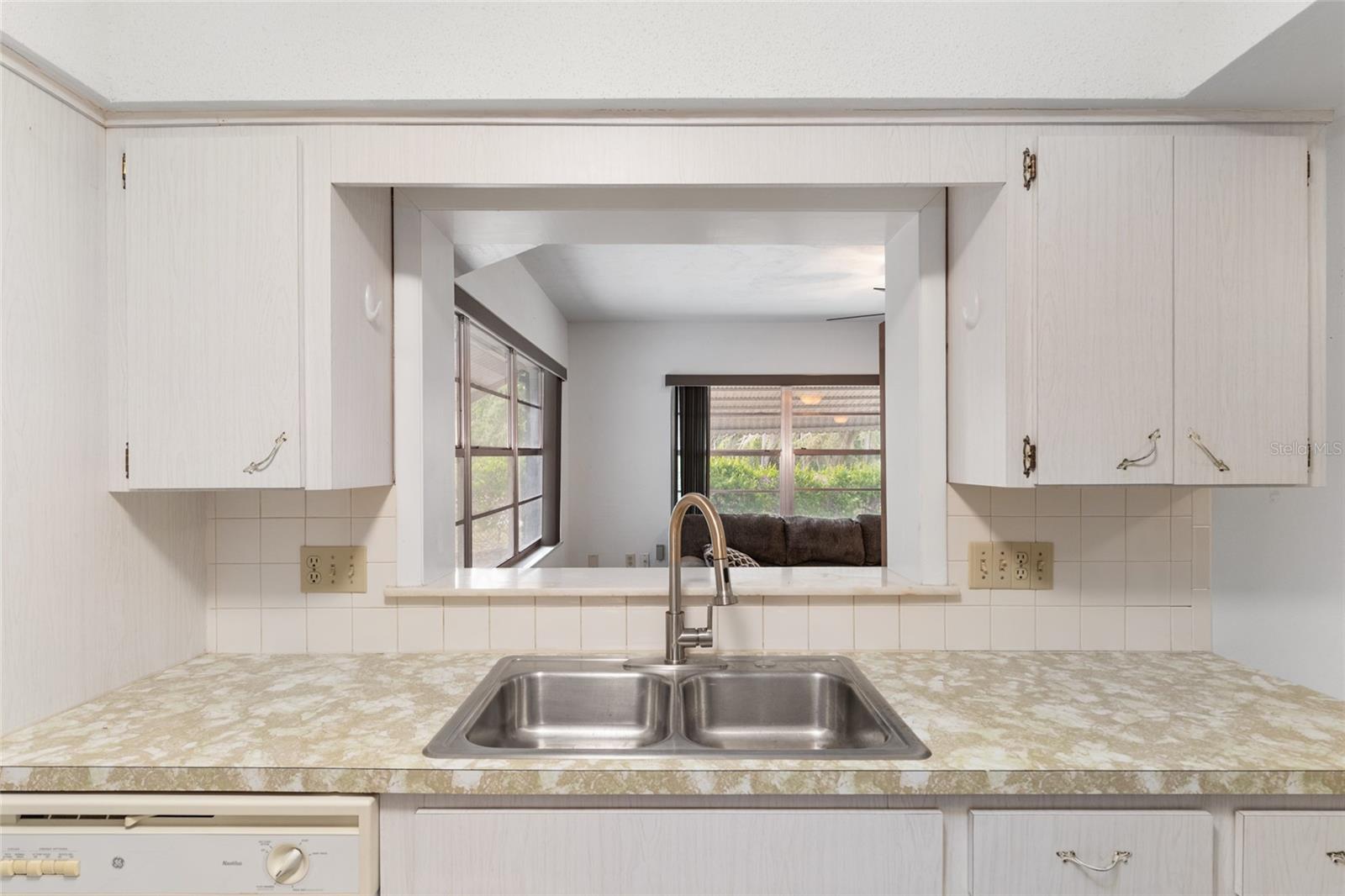 9317 E CRESCENT DR, INVERNESS, FL, 34450