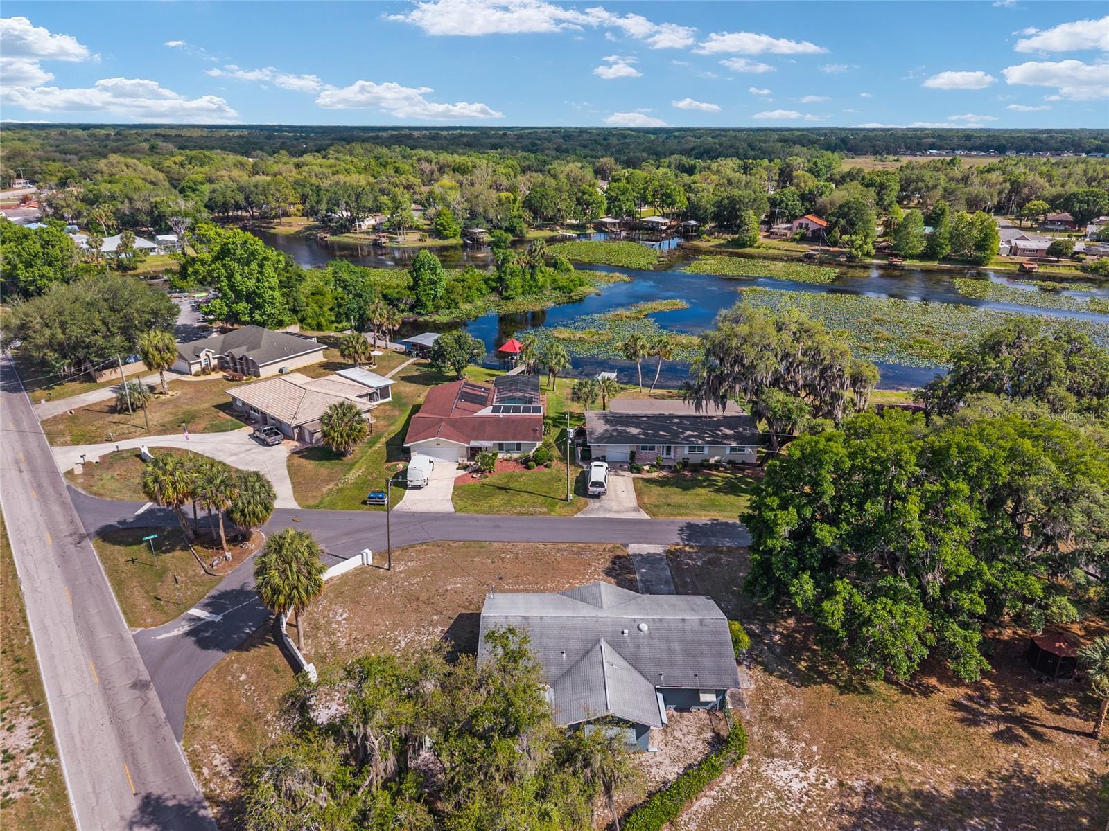 9317 E CRESCENT DR, INVERNESS, FL, 34450