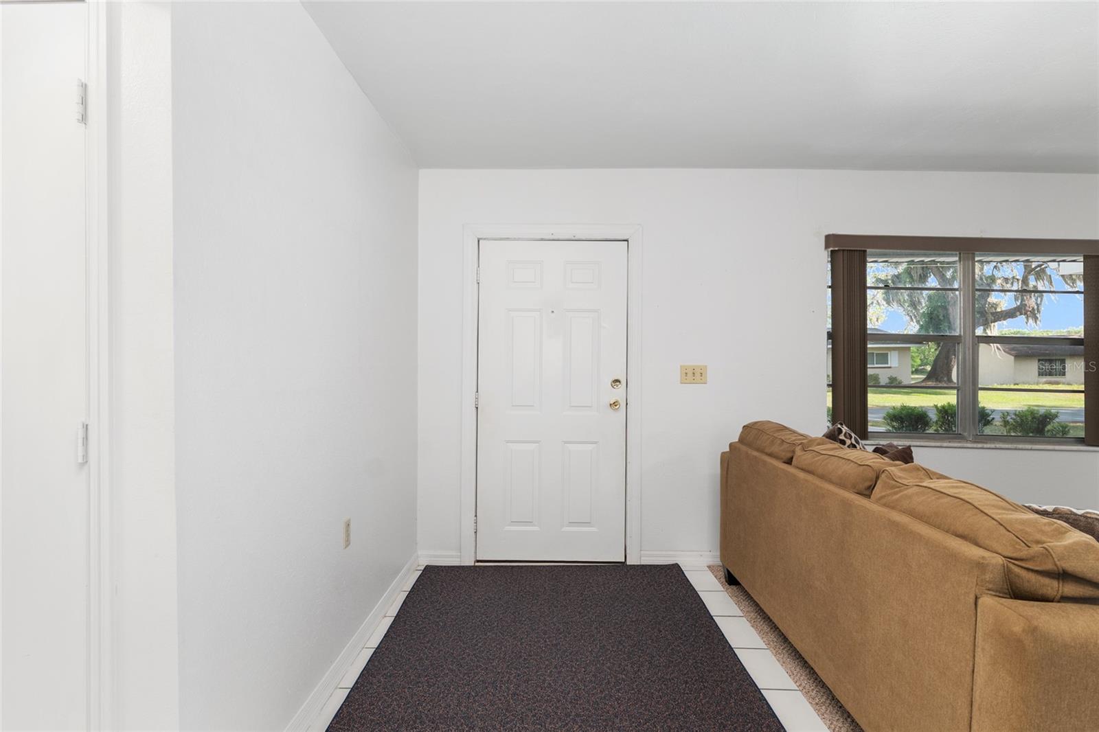 9317 E CRESCENT DR, INVERNESS, FL, 34450